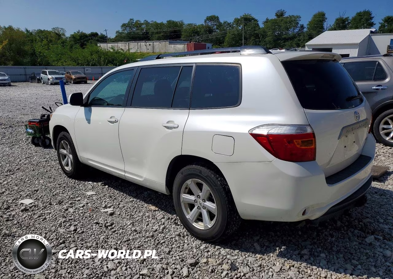 2010 Toyota Highlander Base VIN:5TDBK3EH2AS028948 - 2