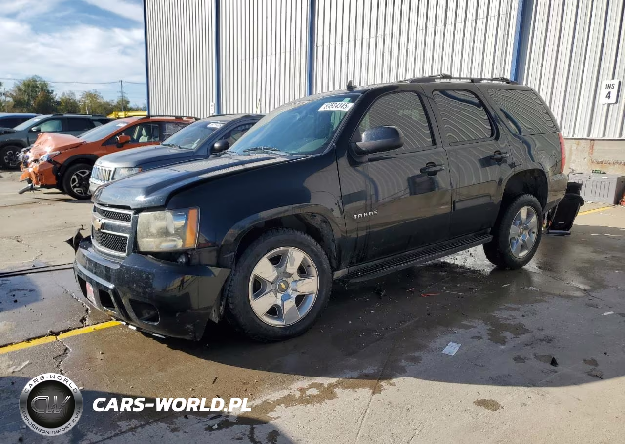 2011 Chevrolet Tahoe C1500 Ls VIN:1GNSCAE05BR122468 - 1