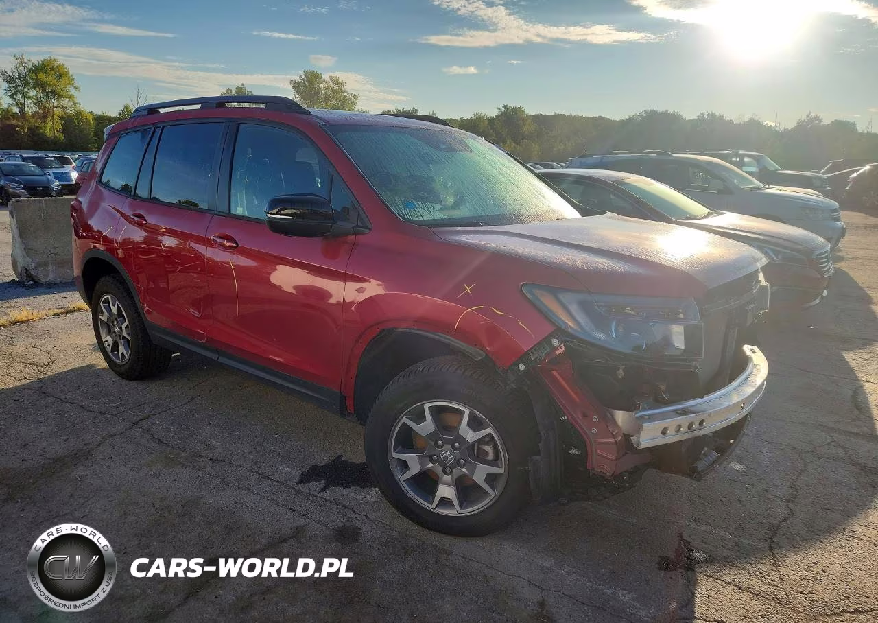 2023 Honda Passport Trail Sport VIN:5FNYF8H68PB037690 - 4