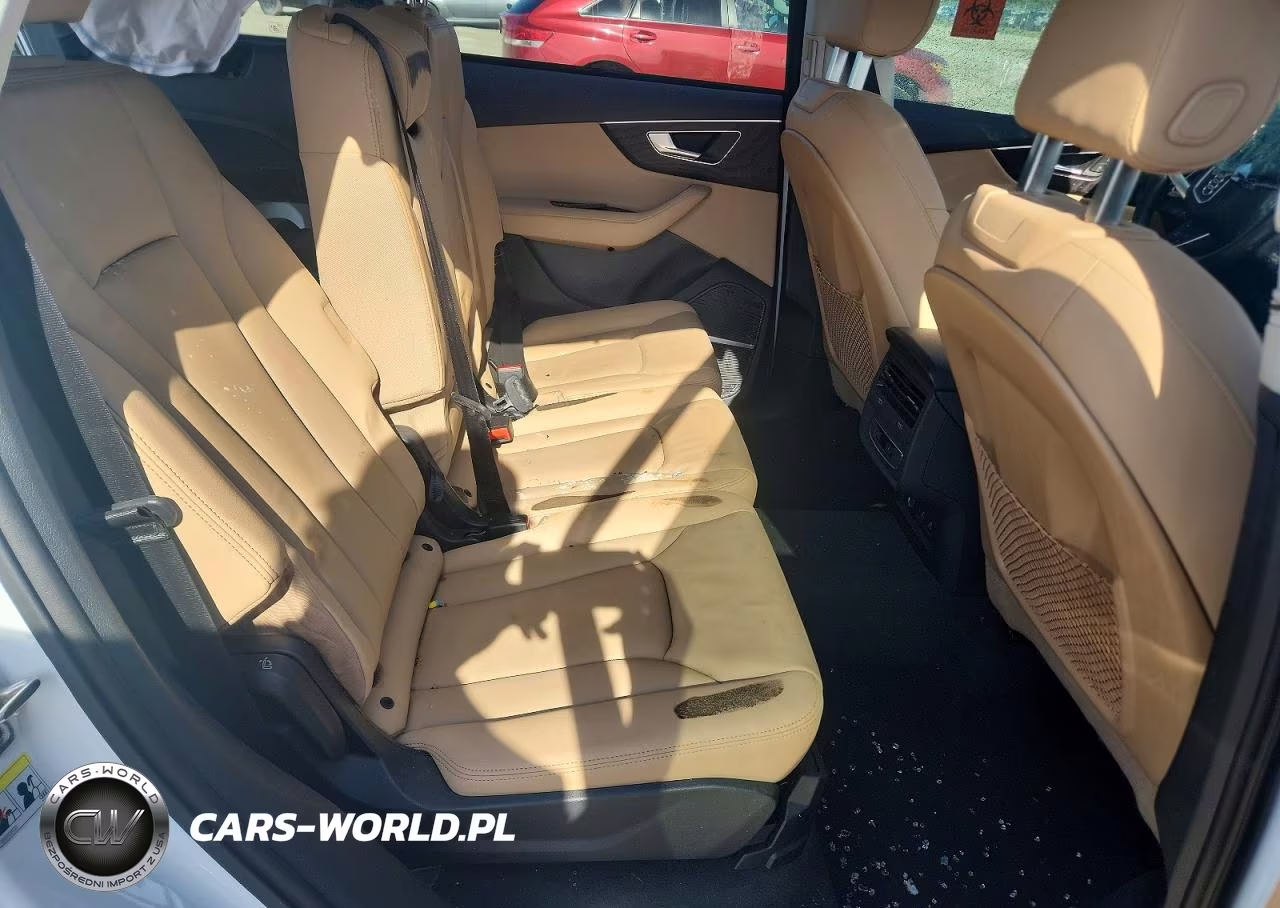 2023 Audi Q7 Premium Plus VIN:WA1LCBF7XPD028552 - 11