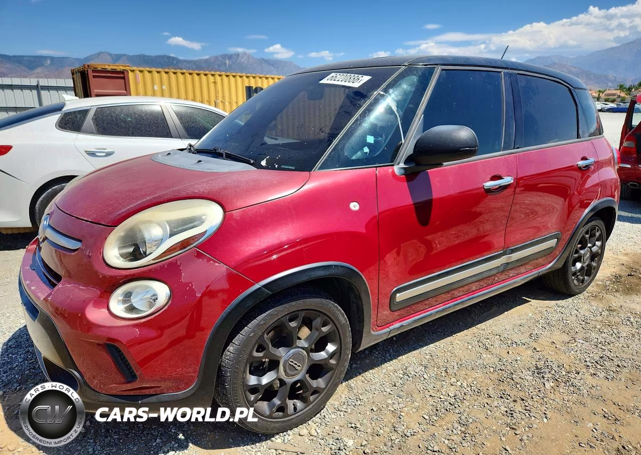 2015 Fiat 500L Trekking – zdjęcie 1 z 13