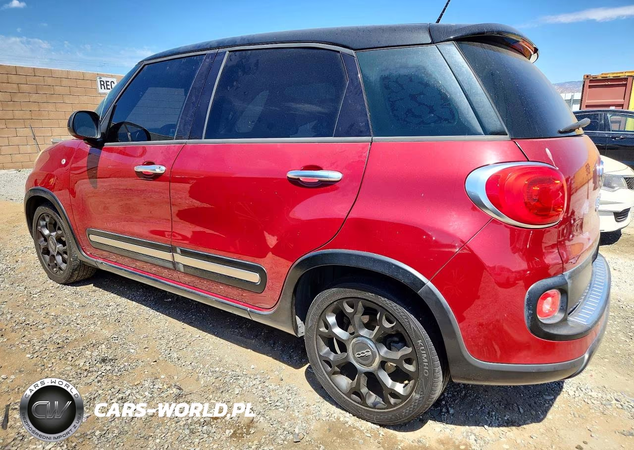 2015 Fiat 500L Trekking VIN:ZFBCFADH5FZ031964 - 2