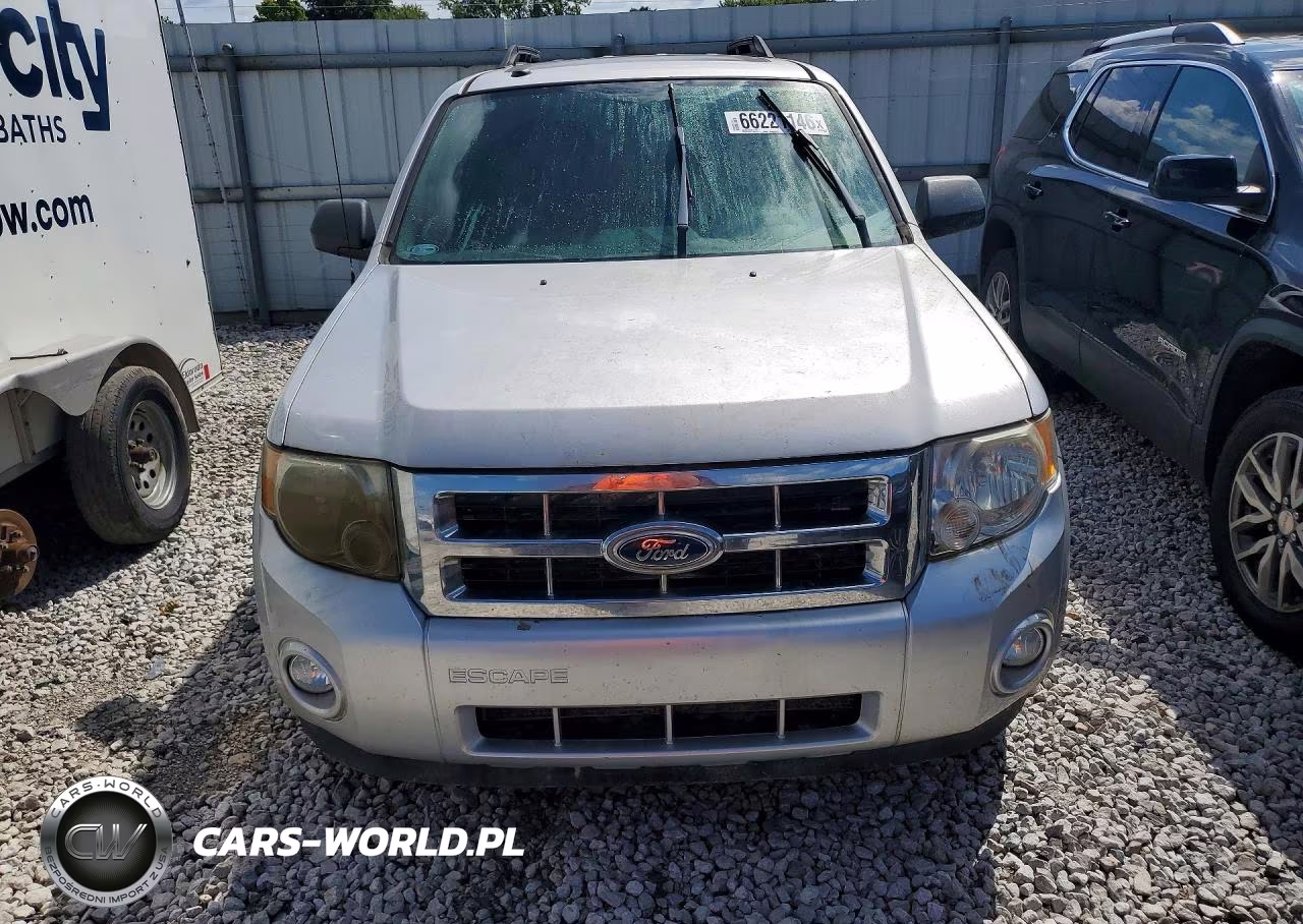 2010 Ford Escape Xlt VIN:1FMCU9DG6AKC06468 - 5