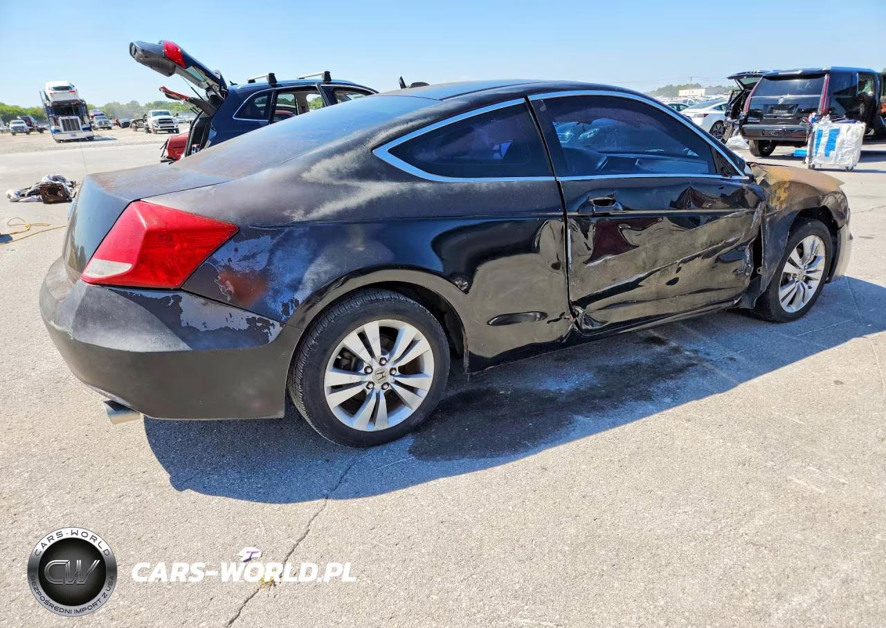 2011 Honda Accord Exl VIN:1HGCS1B85BA008786 - 3
