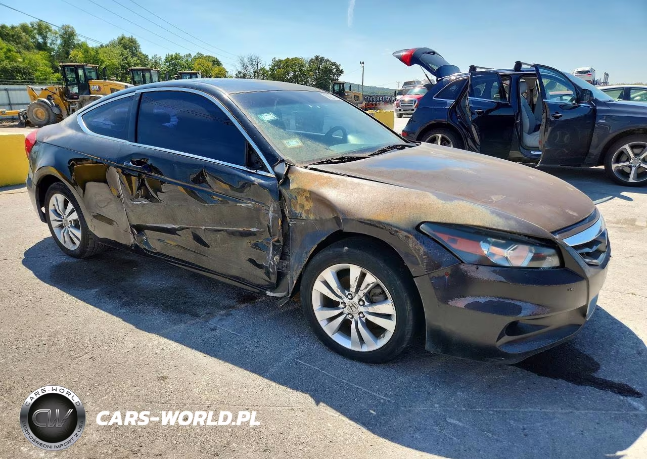 2011 Honda Accord Exl VIN:1HGCS1B85BA008786 - 4
