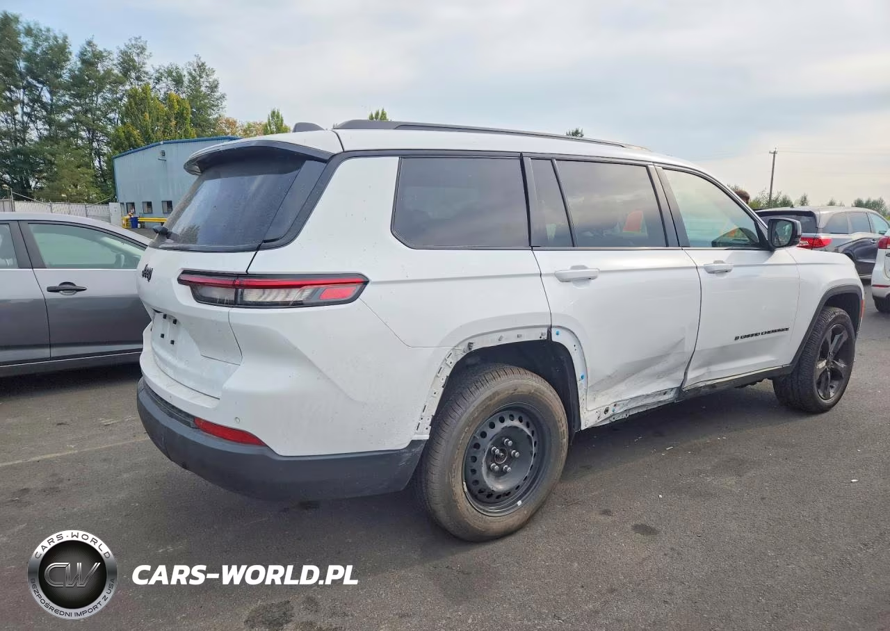 2024 Jeep Grand Cherokee L Laredo VIN:1C4RJKAG1R8508942 - 3