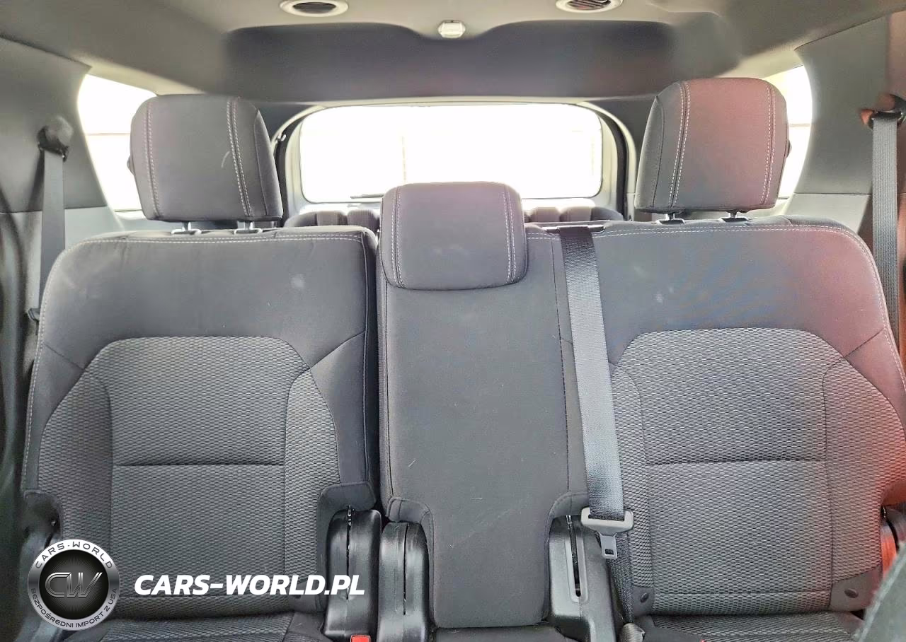 2018 Ford Explorer Xlt VIN:1FM5K7D8XJGA53754 - 10