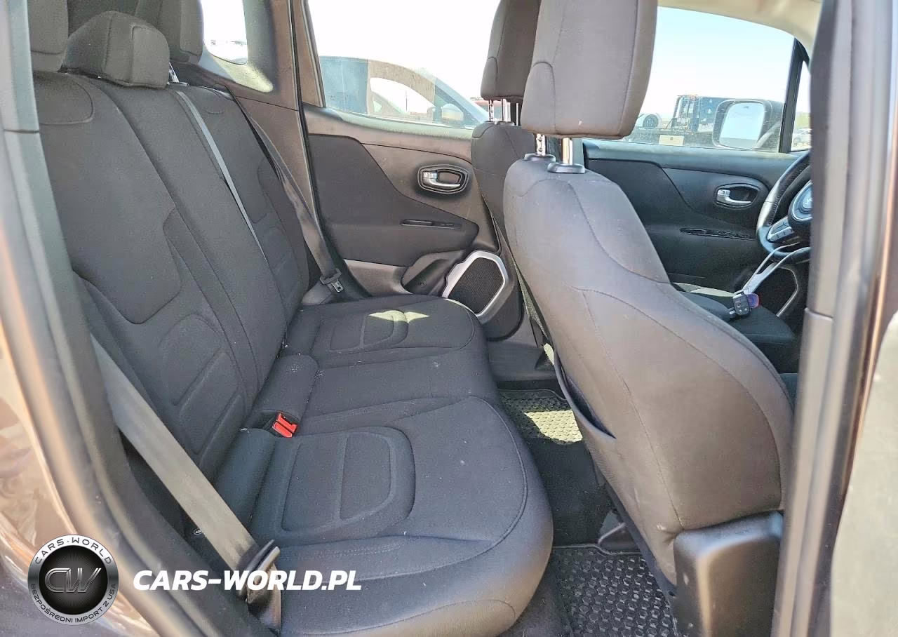 2018 Jeep Renegade Latitude VIN:ZACCJBBB5JPH00807 - 11