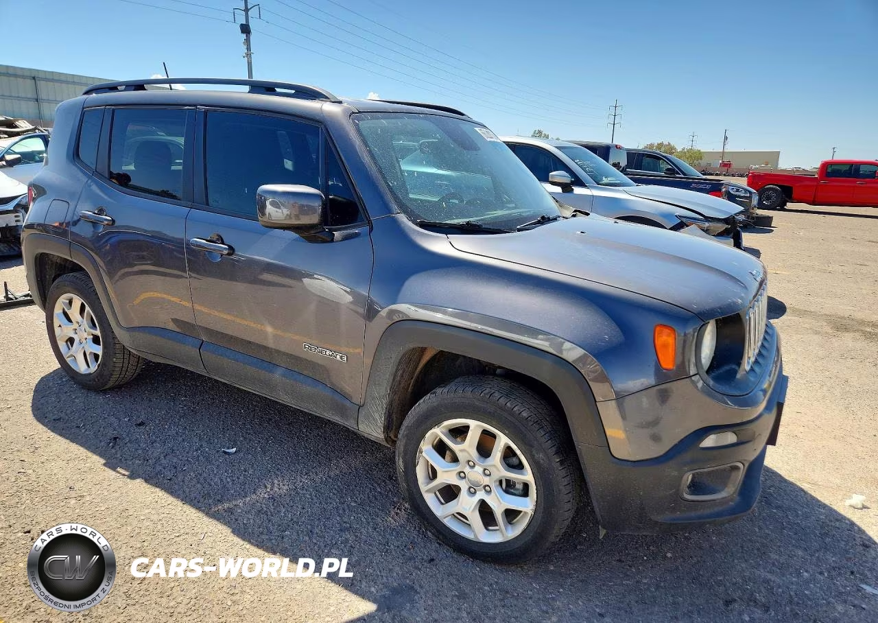 2018 Jeep Renegade Latitude VIN:ZACCJBBB5JPH00807 - 4