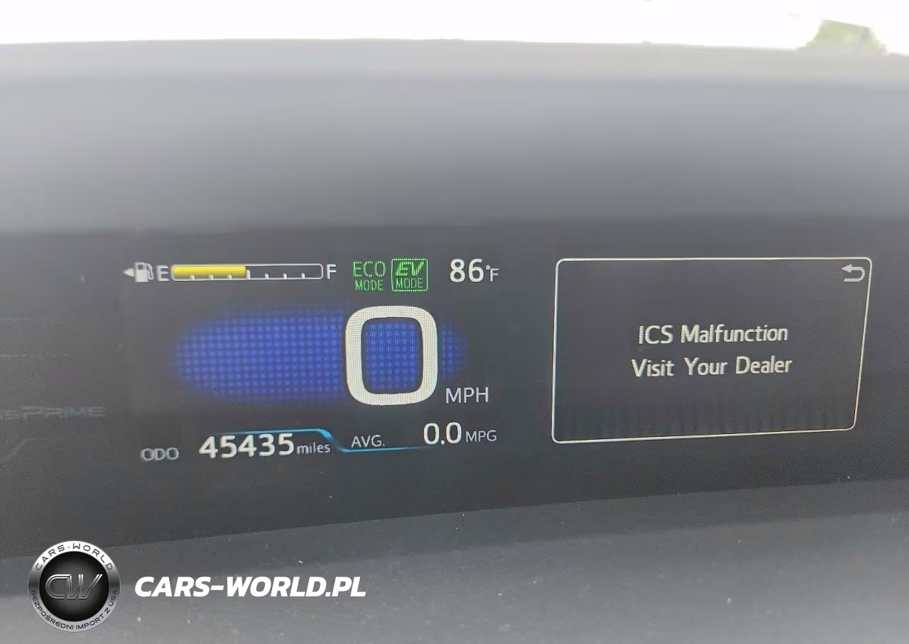 2018 Toyota Prius Prime Advanced VIN:JTDKARFP4J3087108 - 9