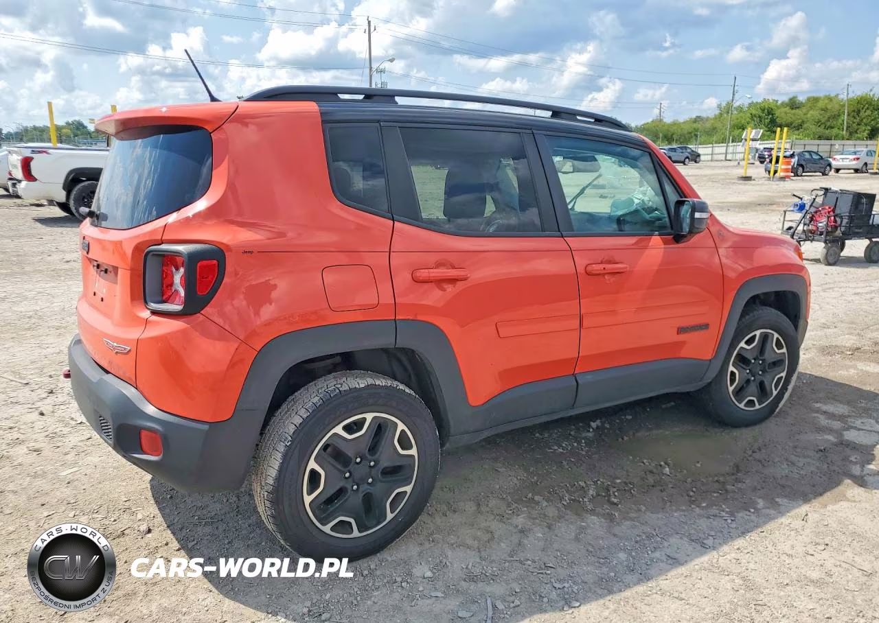 2016 Jeep Renegade Trailhawk VIN:ZACCJBCT9GPE17844 - 3