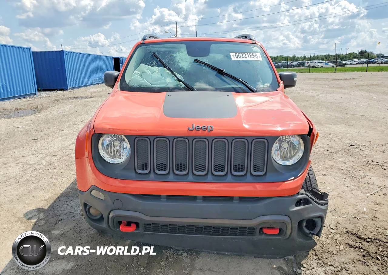 2016 Jeep Renegade Trailhawk VIN:ZACCJBCT9GPE17844 - 5