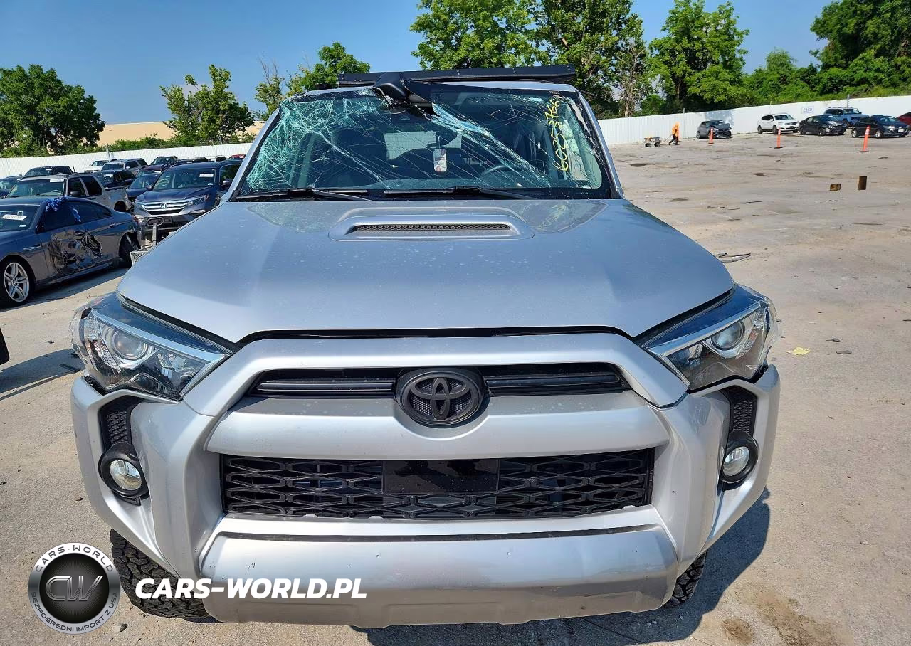 2020 Toyota 4Runner Trd Off-Road Premium VIN:JTEBU5JR5L5751752 - 5