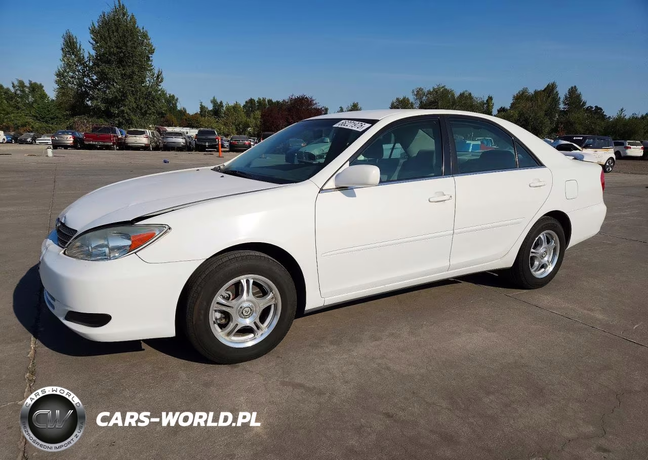 2004 Toyota Camry Le