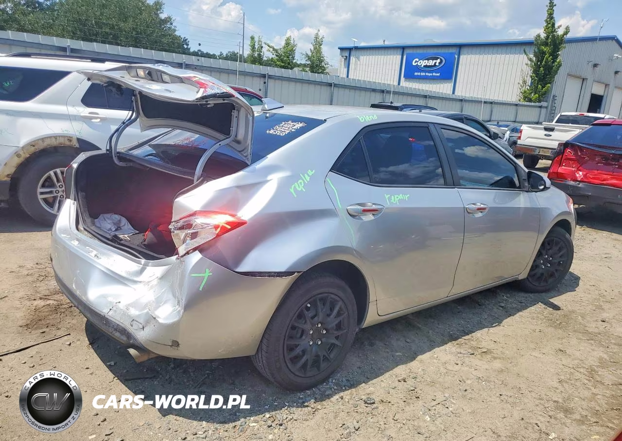 2014 Toyota Corolla Le VIN:5YFBURHE3EP076682 - 3