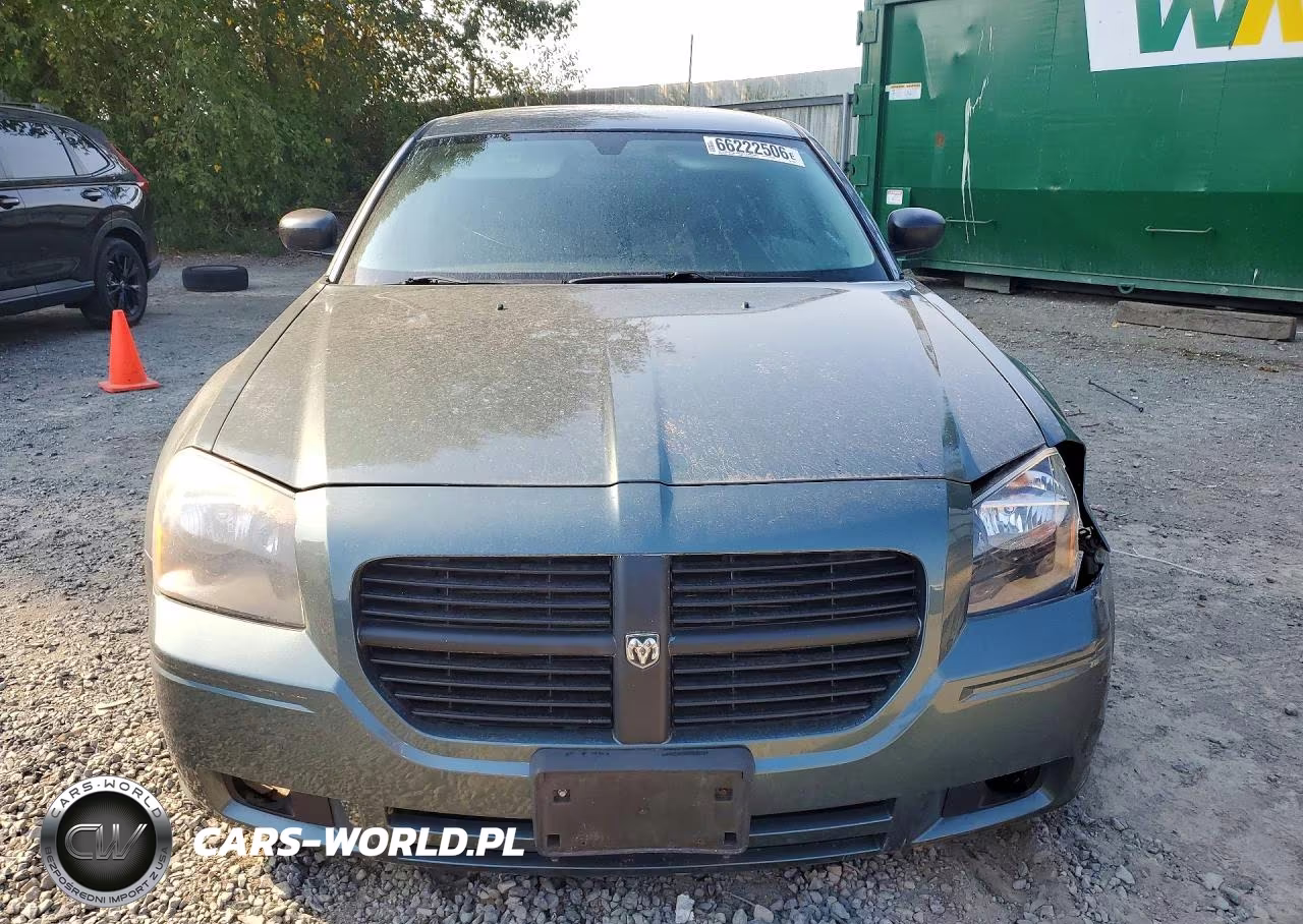 2005 Dodge Magnum Sxt VIN:2D4FV48V45H547040 - 5