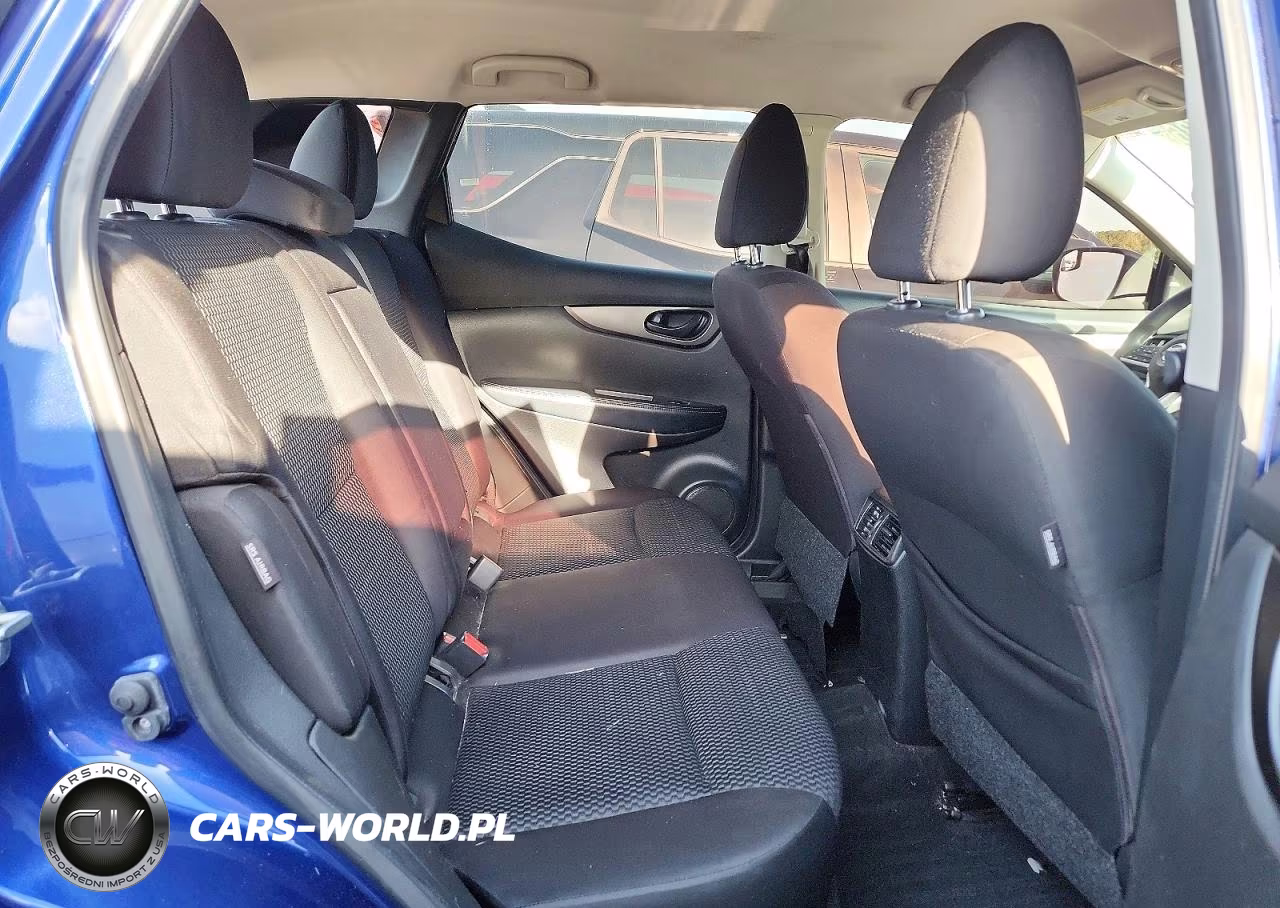 2021 Nissan Rogue Sport S VIN:JN1BJ1AV4MW303181 - 11