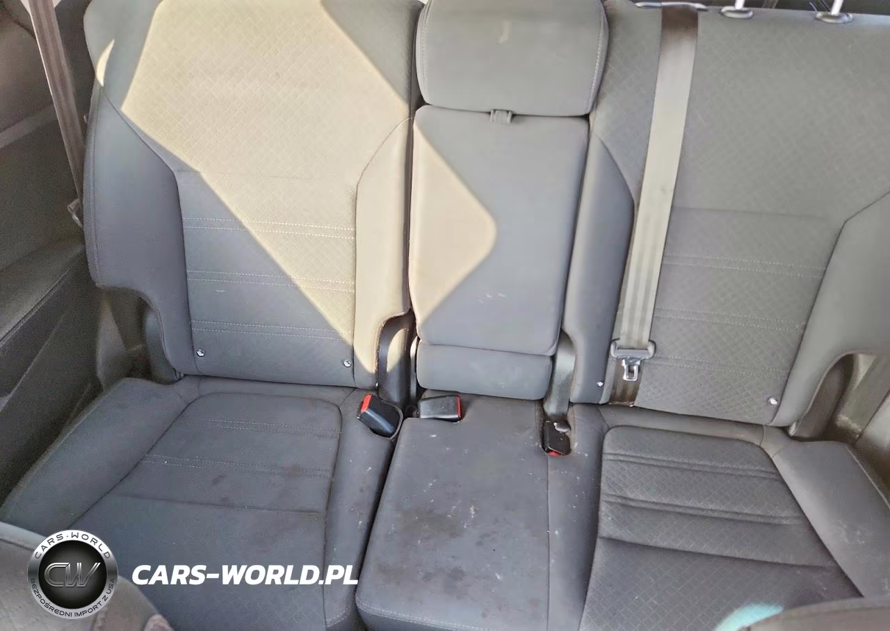 2019 Kia Sorento Lx VIN:5XYPG4A33KG532561 - 10