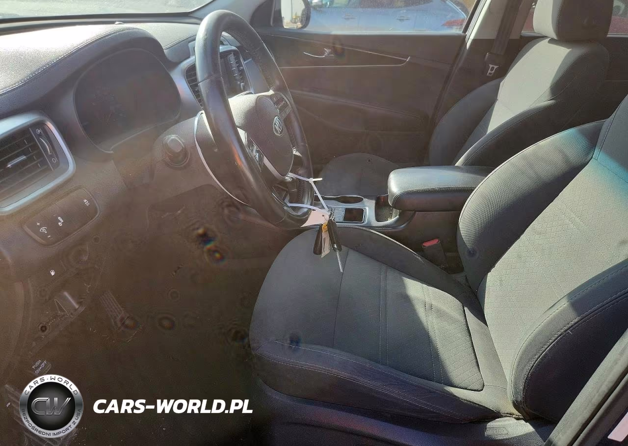 2019 Kia Sorento Lx VIN:5XYPG4A33KG532561 - 7