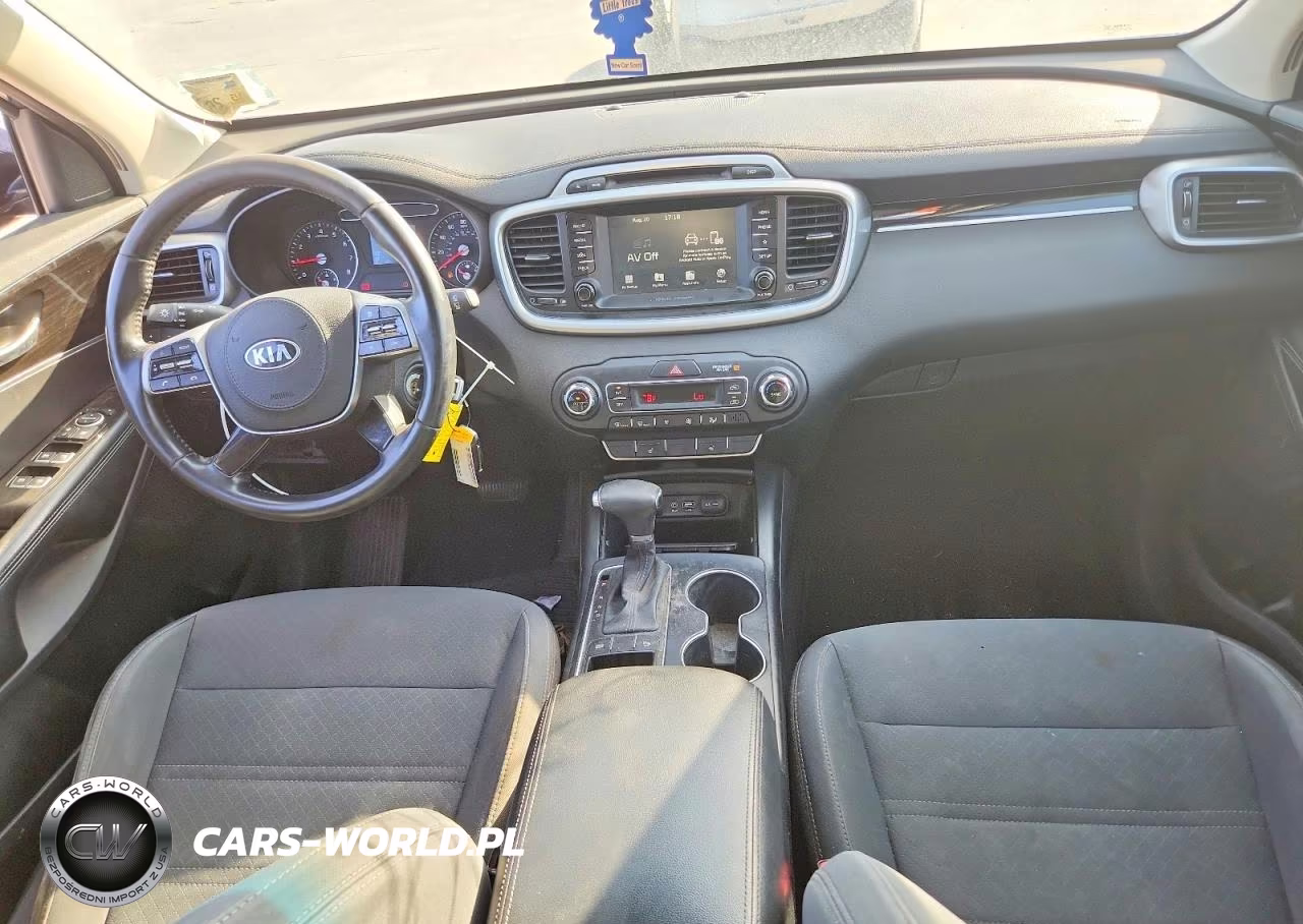 2019 Kia Sorento Lx VIN:5XYPG4A33KG532561 - 8