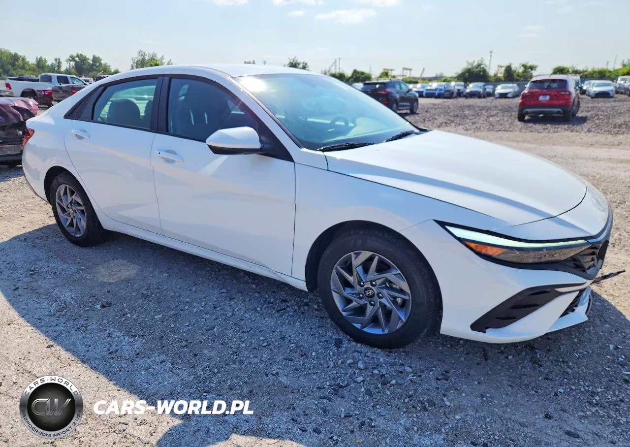 2026 Hyundai Elantra Hybrid Blue VIN:KMHLM4DJ3TU190798 - 4