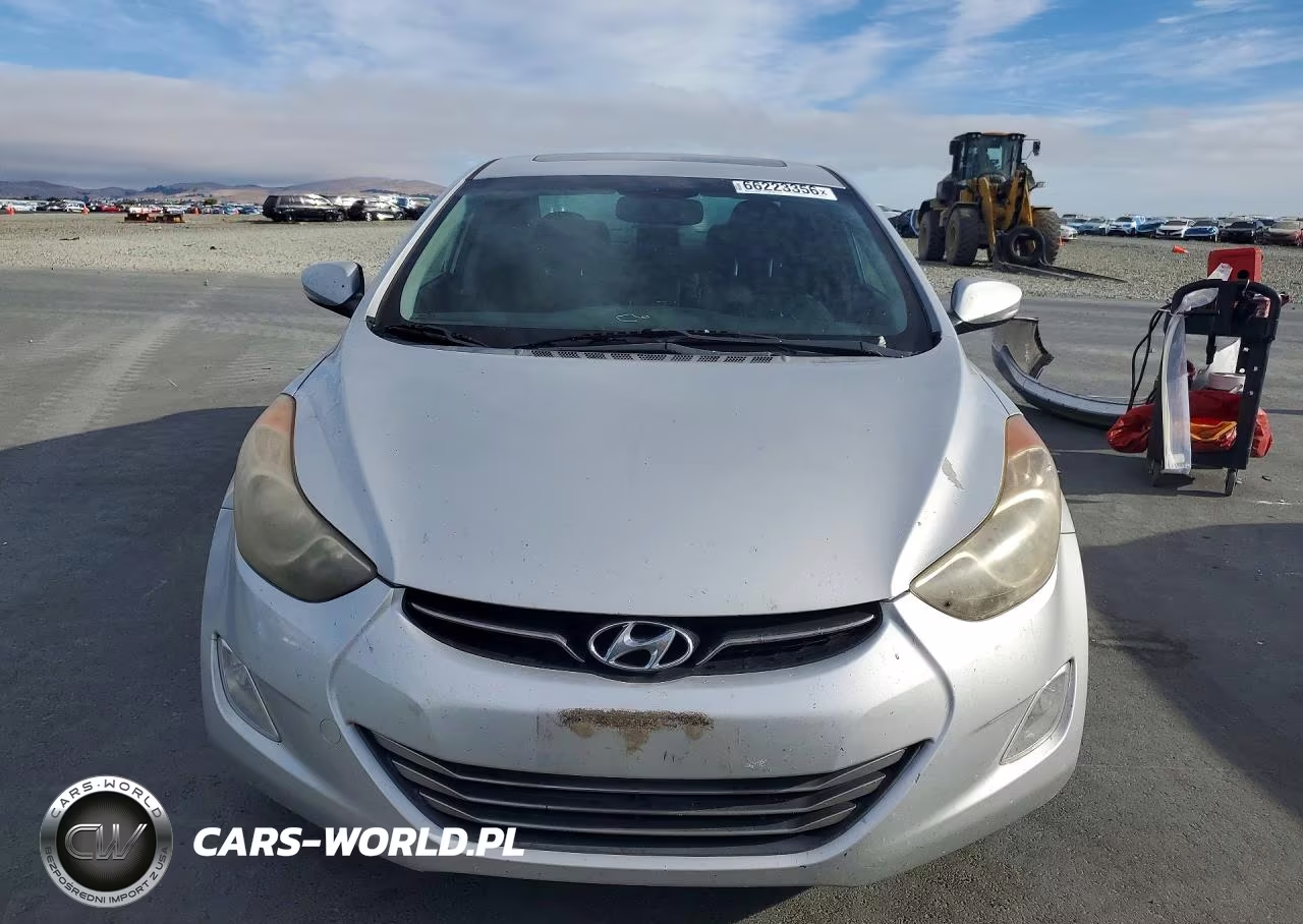 2013 Hyundai Elantra Limited VIN:KMHDH4AE4DU919571 - 5