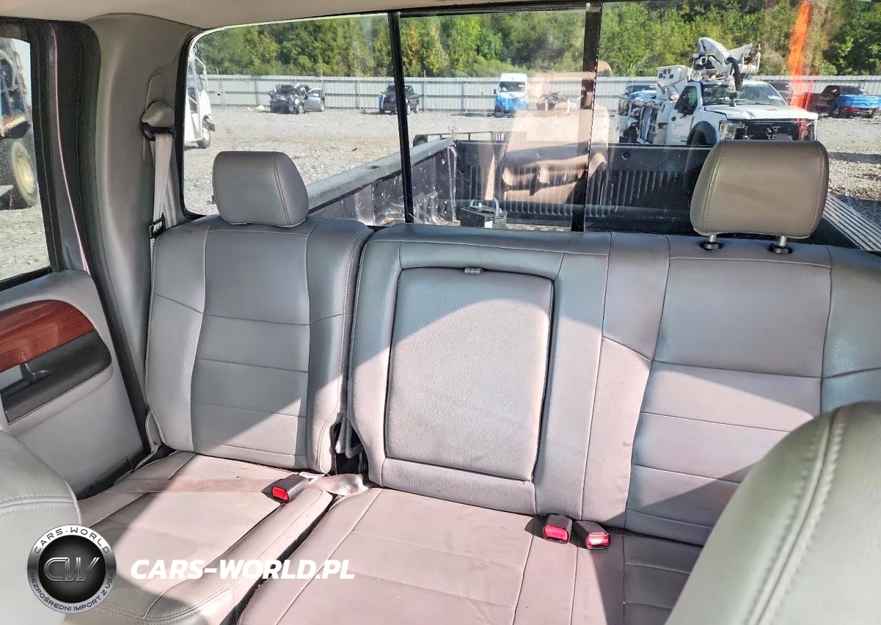 2006 Ford F350 Super Duty VIN:1FTWW33P26EB85893 - 10