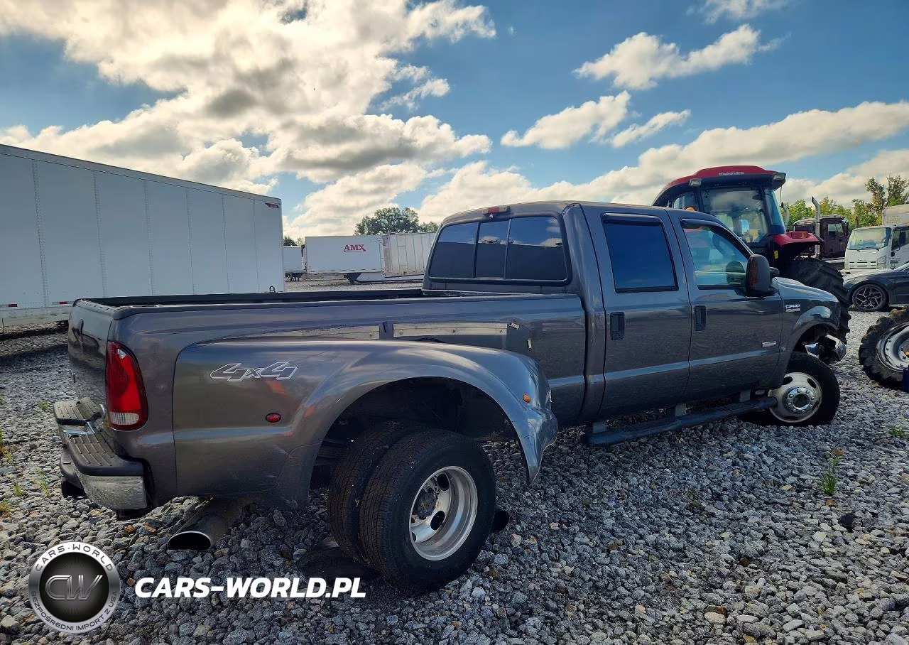 2006 Ford F350 Super Duty VIN:1FTWW33P26EB85893 - 3