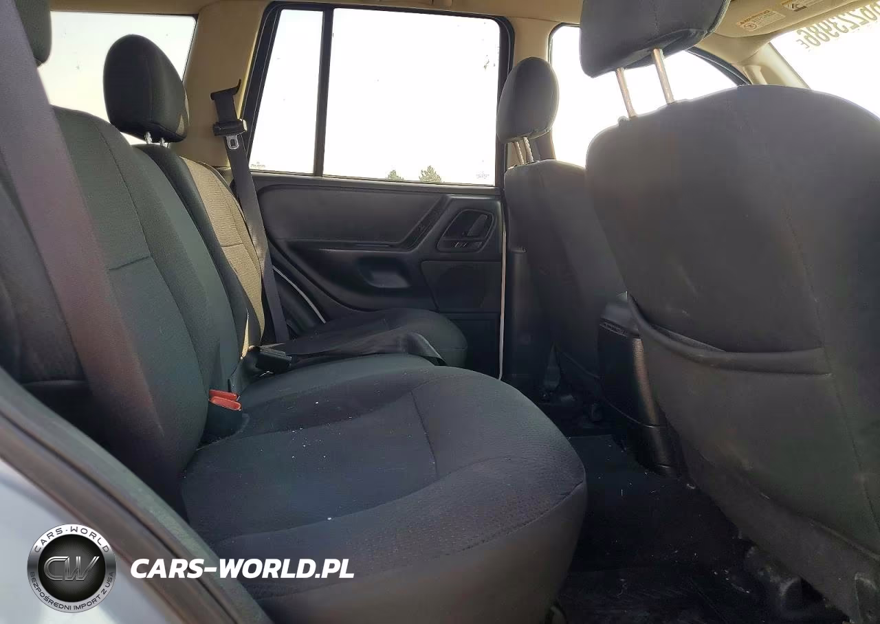 2003 Jeep Grand Cherokee Laredo VIN:1J4GW48S73C593640 - 11