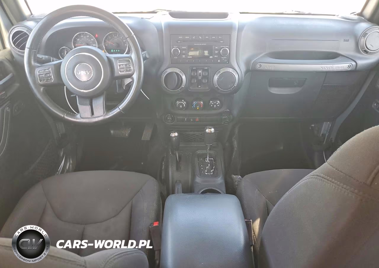 2017 Jeep Wrangler Unlimited Sport VIN:1C4BJWDG3HL616849 - 8