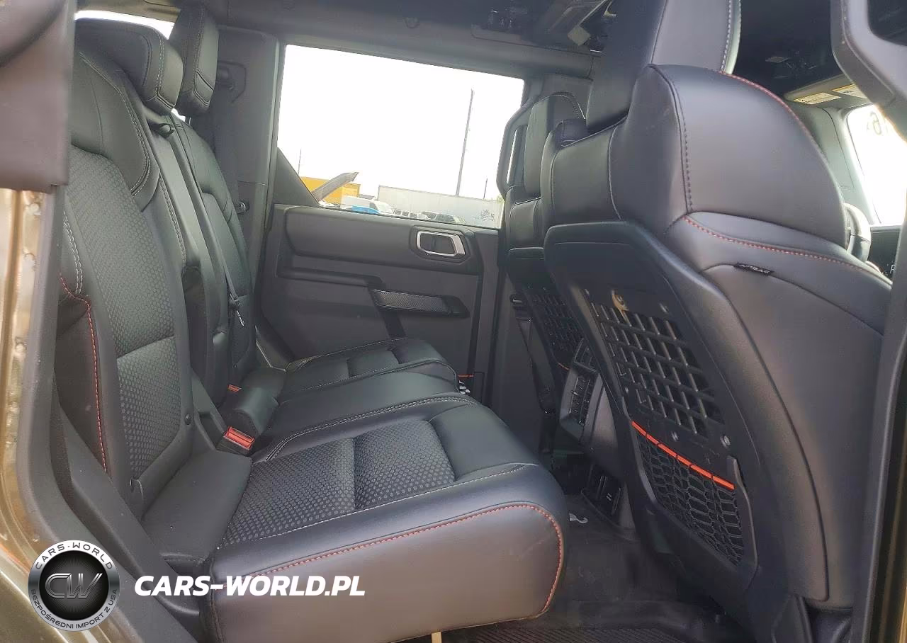 2025 Ford Bronco Raptor VIN:1FMEE0RR7SLB73911 - 11