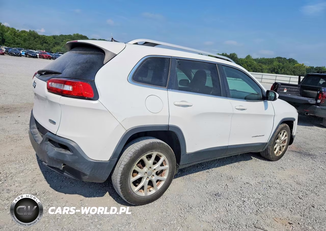 2016 Jeep Cherokee Latitude VIN:1C4PJLCB9GW159309 - 3