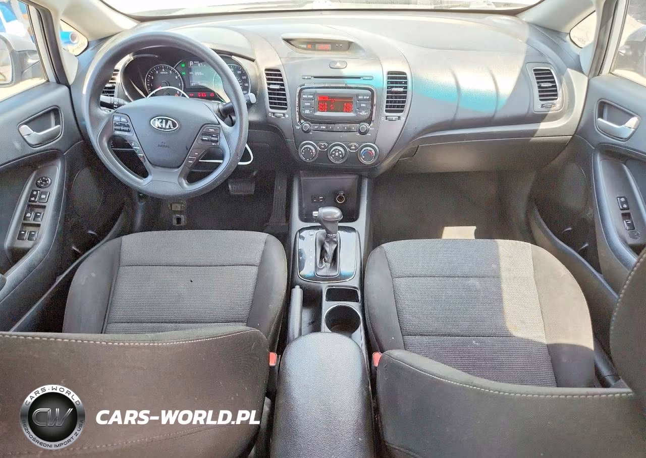 2018 Kia Forte Lx VIN:3KPFK4A70JE222893 - 8