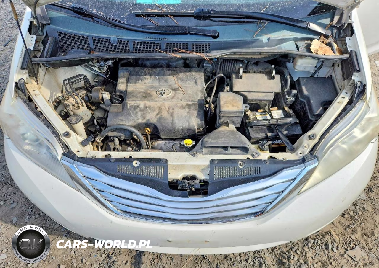 2011 Toyota Sienna Limited 7-Passenger VIN:5TDYK3DC0BS078118 - 12