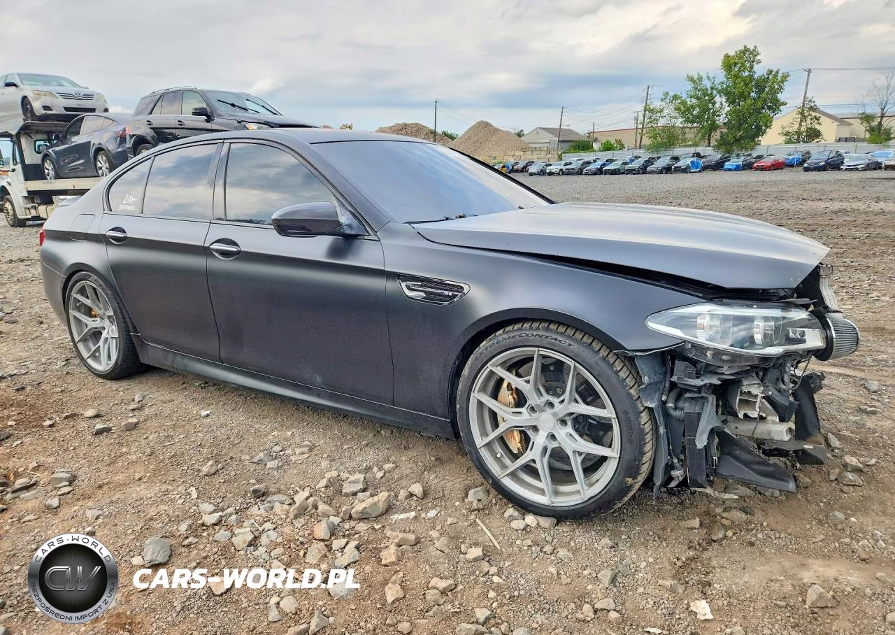 2015 BMW M5 M5 Competition VIN:WBSFV9C56FD594773 - 4