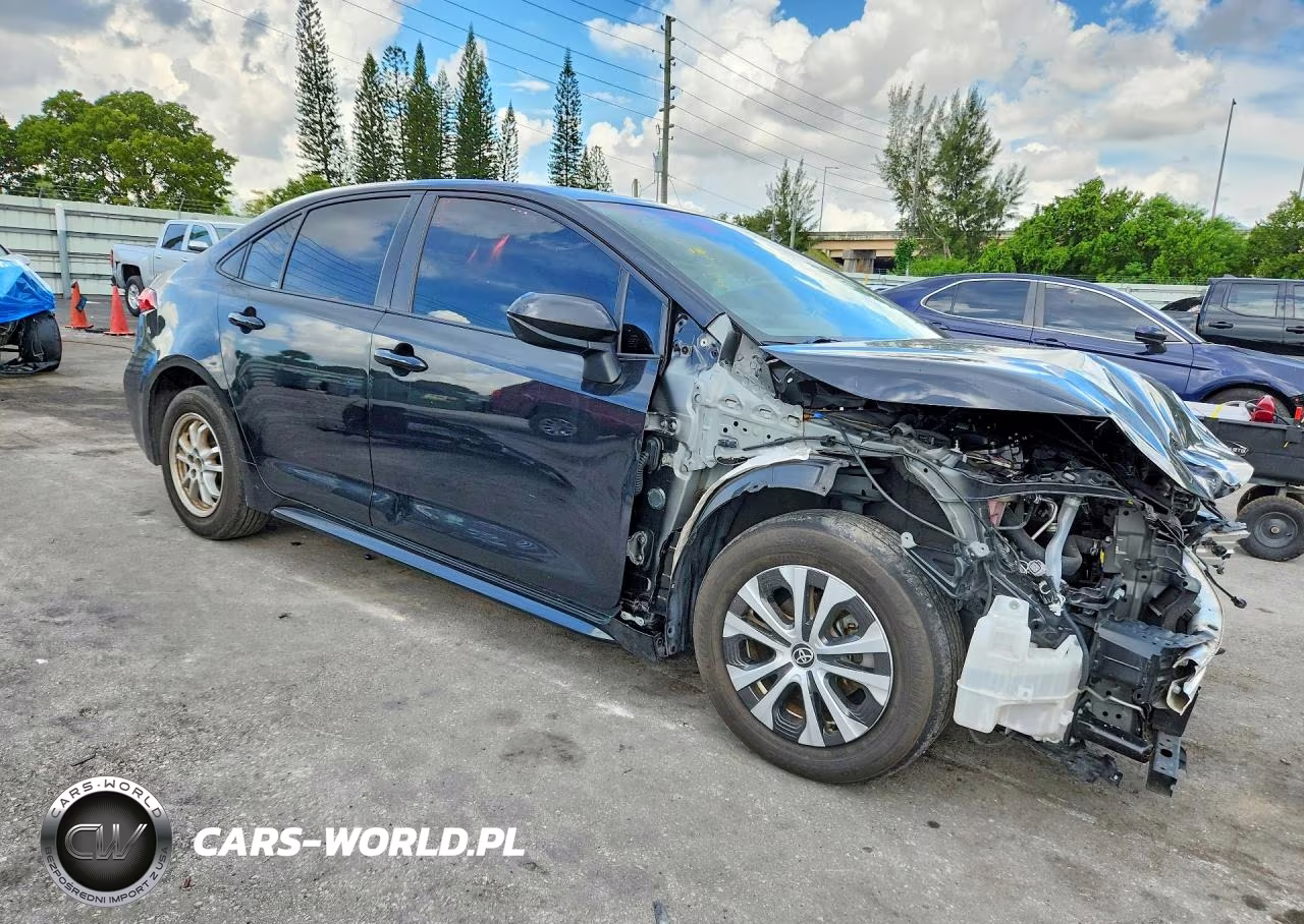 2022 Toyota Corolla Le VIN:JTDEAMDE8NJ057483 - 4