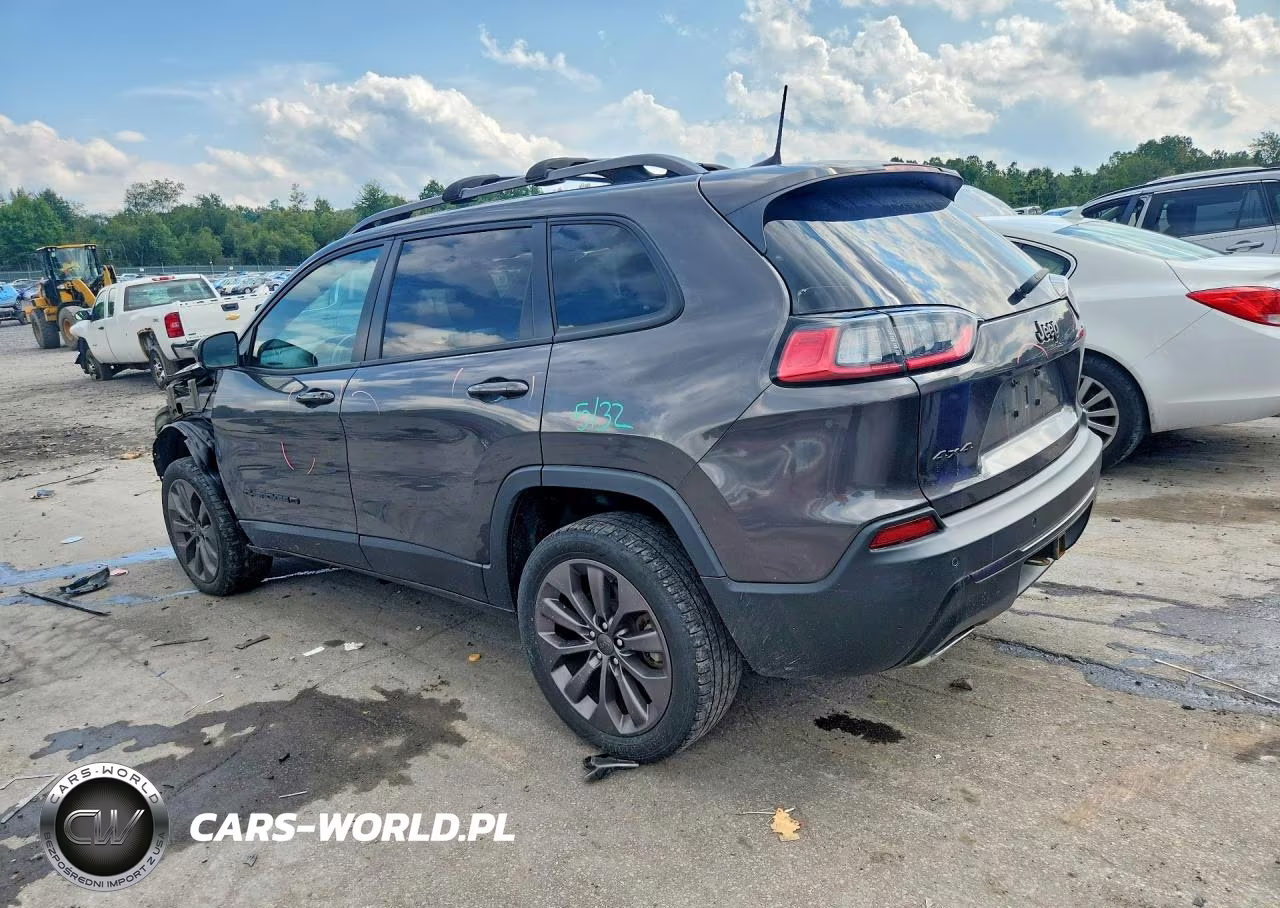 2021 Jeep Cherokee Latitude Lux VIN:1C4PJMMX2MD194040 - 2