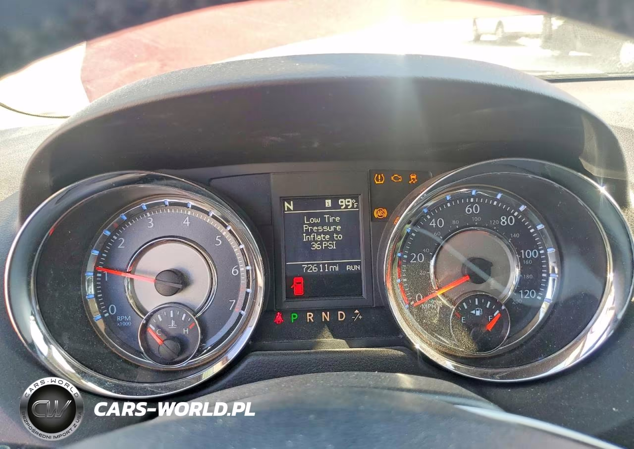 2015 Chrysler Town & Country Touring VIN:2C4RC1BG6FR602995 - 9