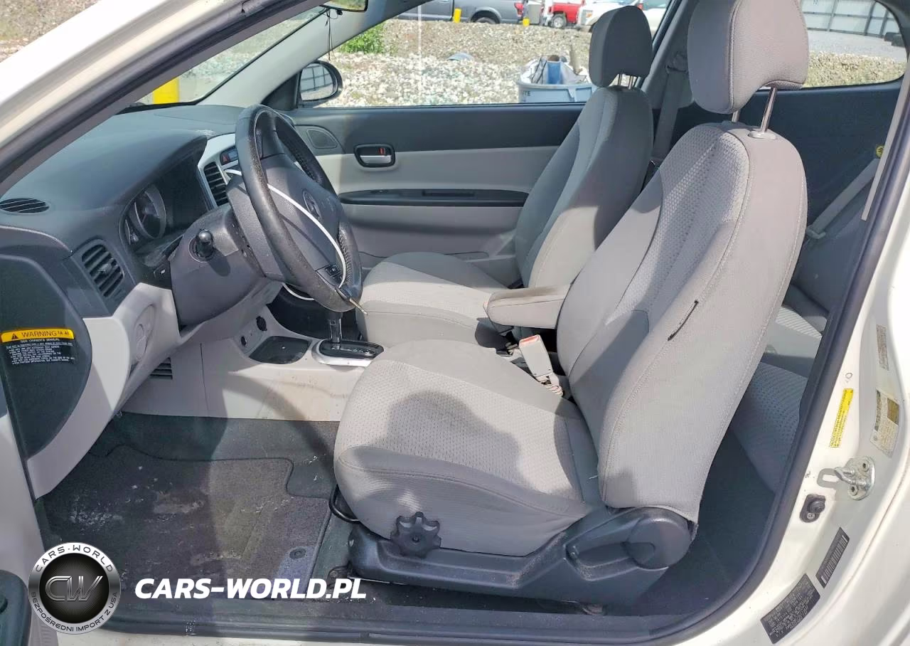 2009 Hyundai Accent Se VIN:KMHCN36C79U113432 - 7