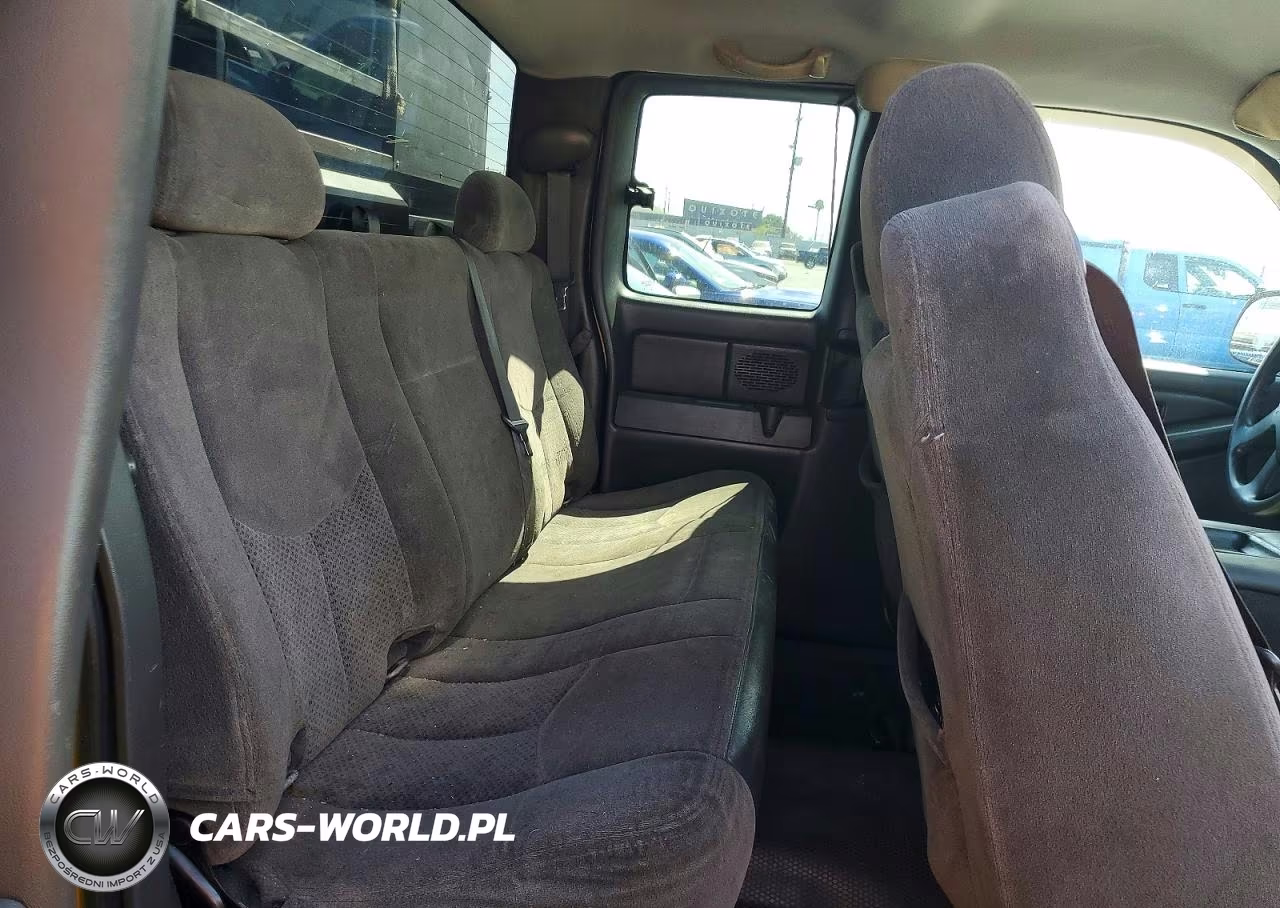 2006 Chevrolet Silverado C1500 VIN:1GCEC19V06Z228845 - 10