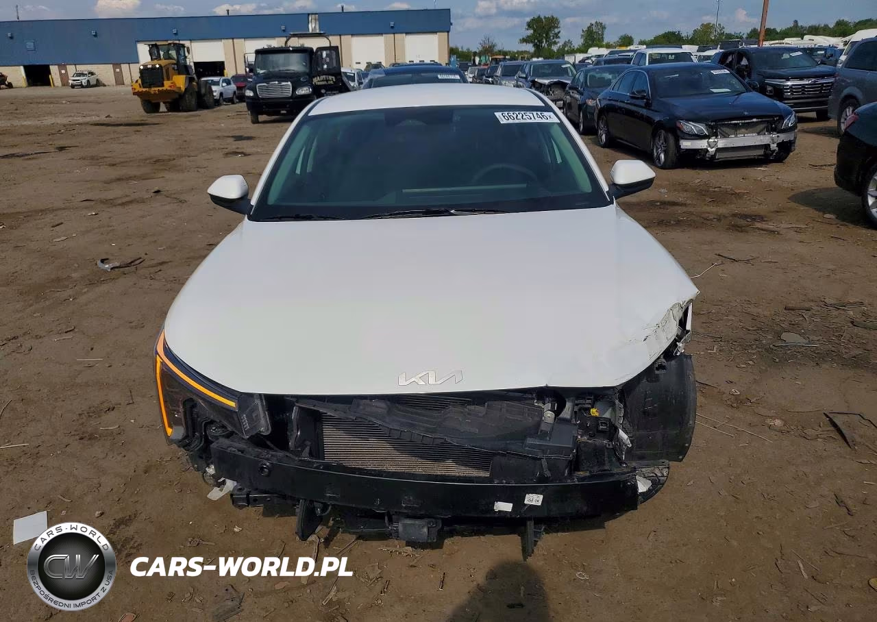 2025 Kia K4 Lxs VIN:3KPFT4DE0SE104657 - 5