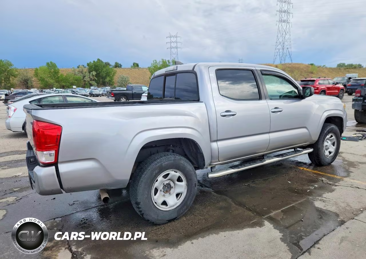 2017 Toyota Tacoma Sr VIN:5TFAX5GN7HX080592 - 3