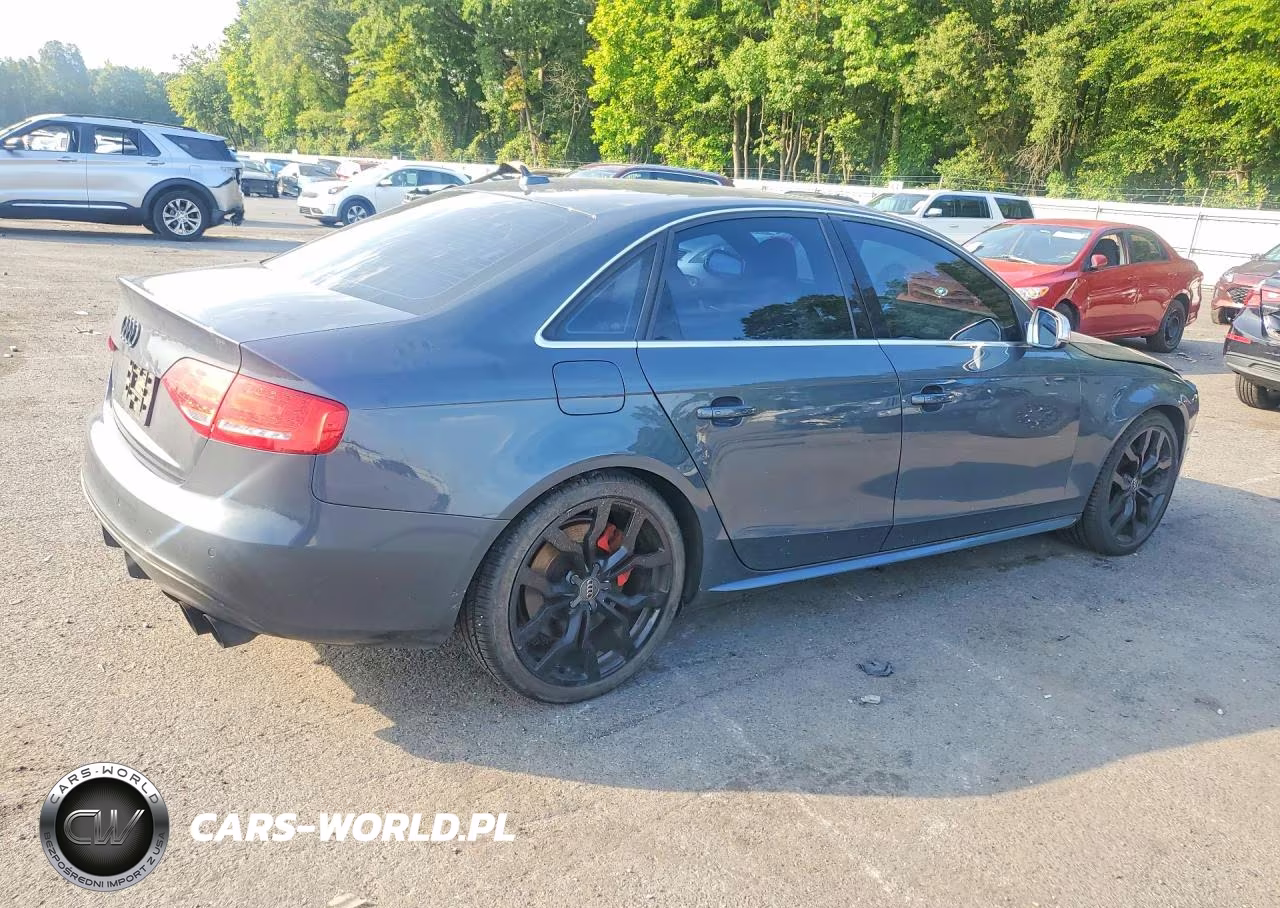 2011 Audi S4 Premium Plus VIN:WAUBGAFL1BA032297 - 3