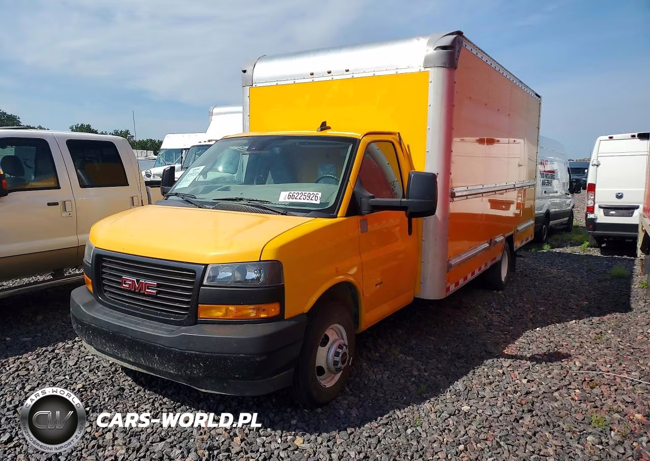 2021 GMC Savana Box Truck