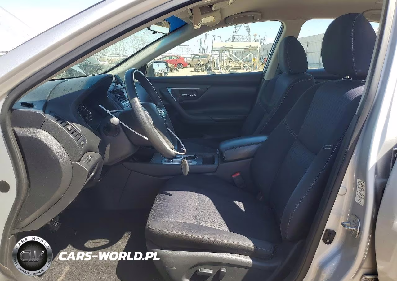 2017 Nissan Altima 2.5 S VIN:1N4AL3AP0HN365775 - 7
