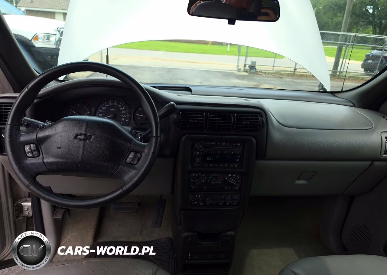 2005 Chev Venture Lt VIN:1GNDV33E25D132969 - 9