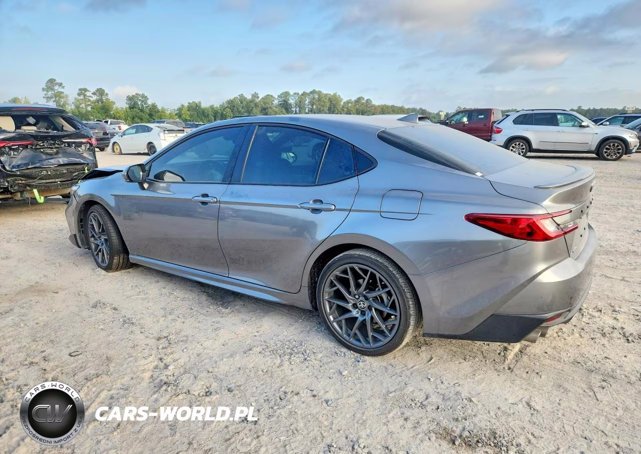 2026 Toyota Camry Se VIN:4T1DAACK7TU697869 - 2