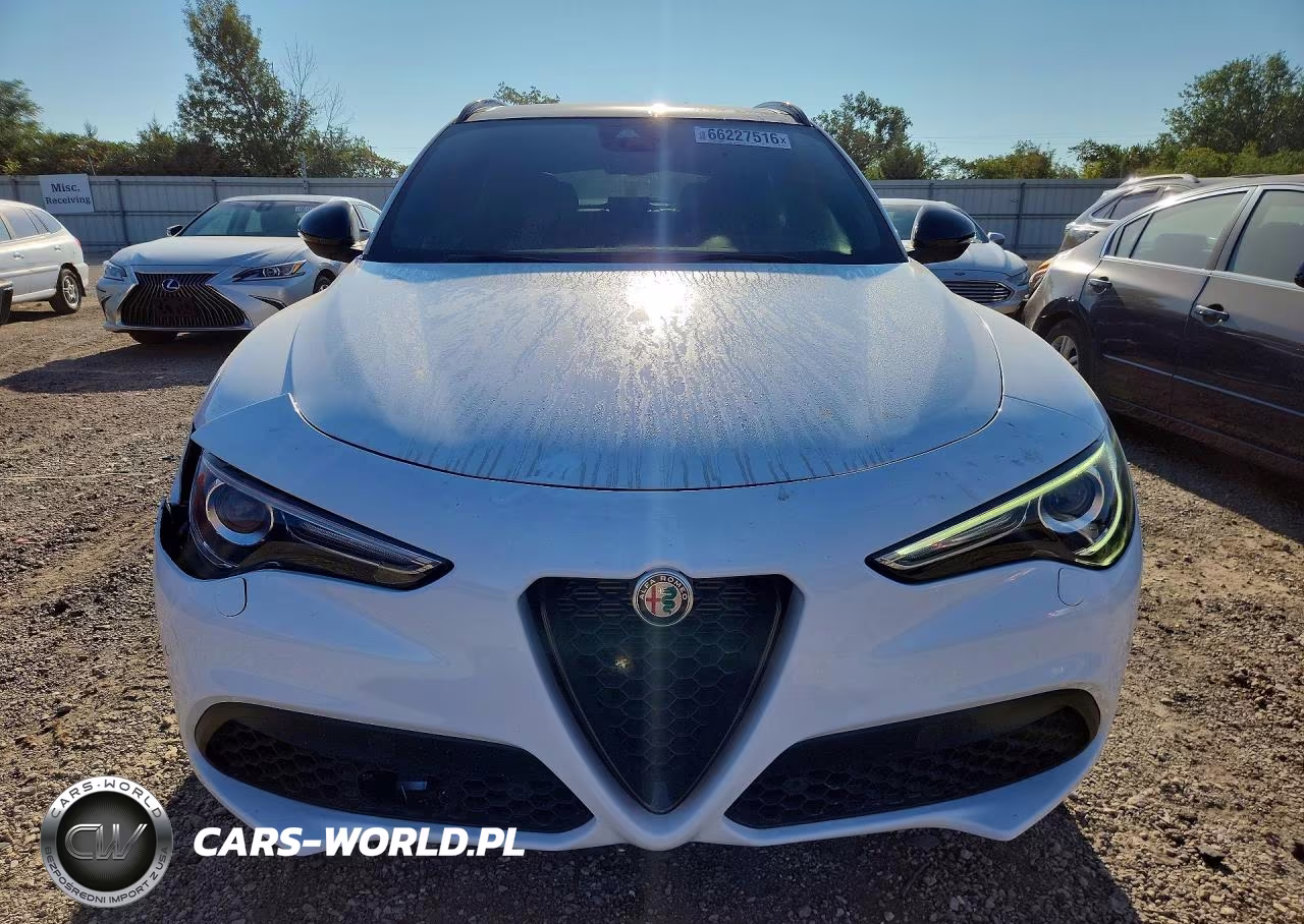 2023 Alfa Romeo Stelvio Ti VIN:ZASPAKBN6P7D55487 - 5