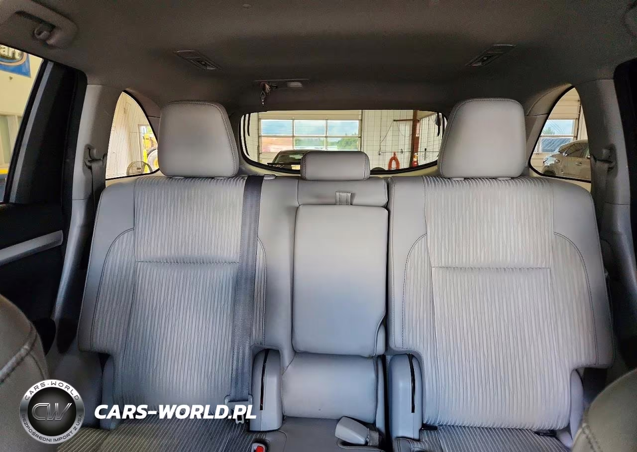 2017 Toyota Highlander Le Plus VIN:5TDBZRFHXHS384829 - 10