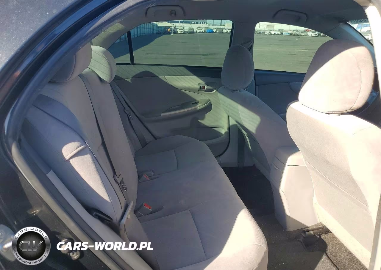 2010 Toyota Corolla Le VIN:JTDBU4EE4AJ067270 - 10